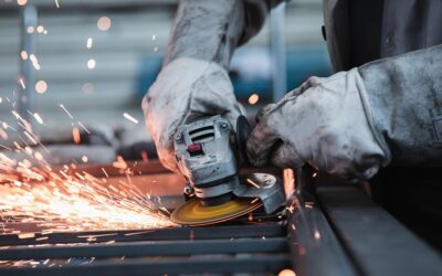 Trump’s Blue-Collar Wage Boom Credited to Reduced Immigration and Revived Manufacturing